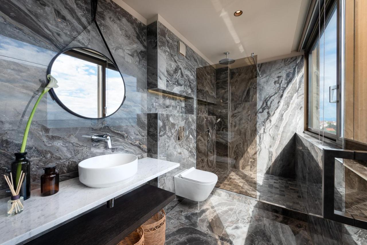 Royal Suites-Sky Сплит Екстериор снимка